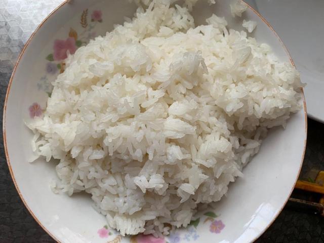 用沙拉酱能做什么美食（做牛肉汉堡用什么沙拉酱）