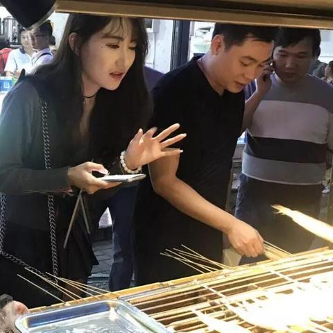 海口市和南宁市哪个发达