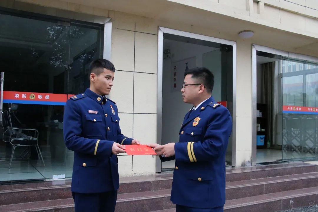 抖音小藍(lán)條推廣碼怎么獲得_抖音怎么判定為廣告 運(yùn)營(yíng)百科