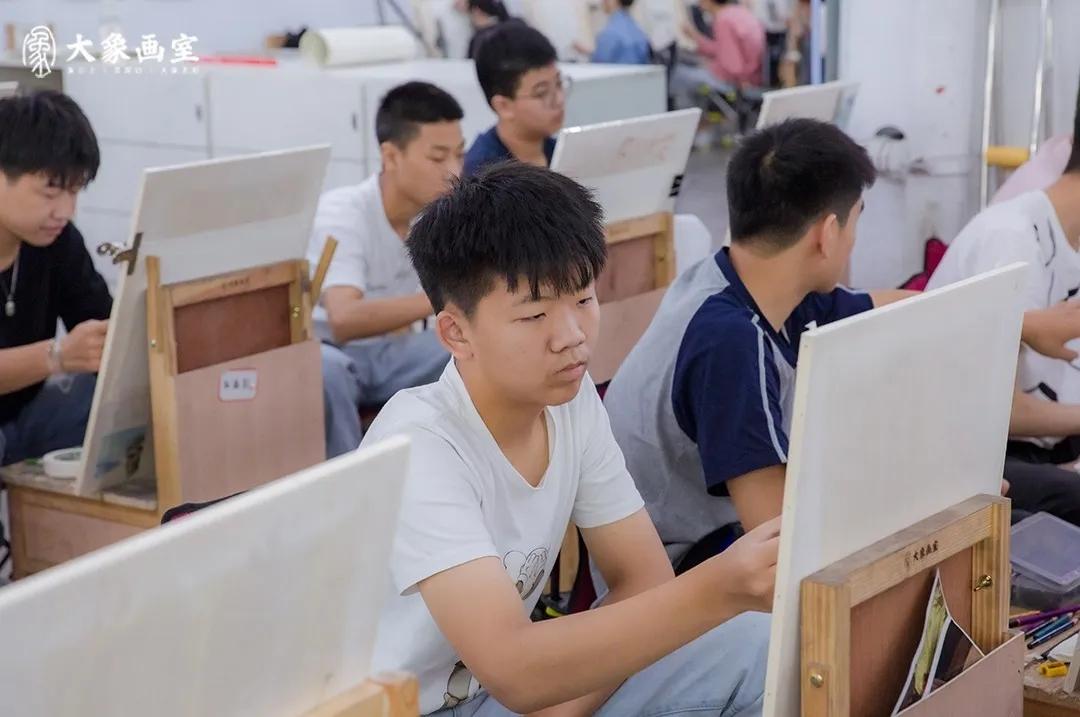 双11手机单品销量榜出炉,哪些品牌和产品脱颖而出?