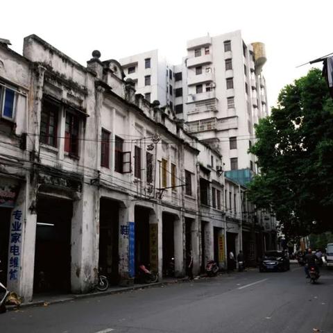 西安市阅江楼酒店怎么去