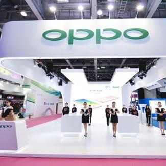 苹果iPhone第四季度在华出货量下滑25%，份额与华为并列第一