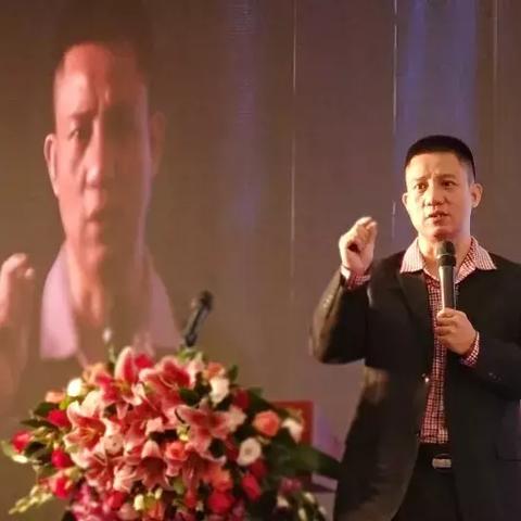 跨境电商与运营哪个好学