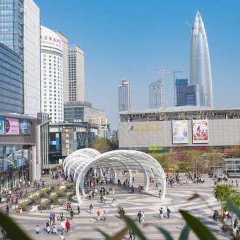 深圳本地人说粤语还是别的语言？