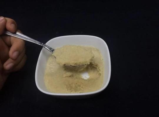 为什么压缩饼干这么抗饿？放水“煮沸”30分钟，网友：茅塞顿开
