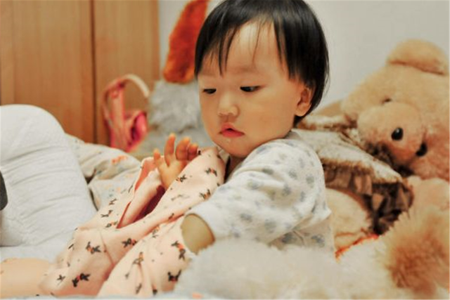 秋季给宝宝穿衣服怎么穿比较好