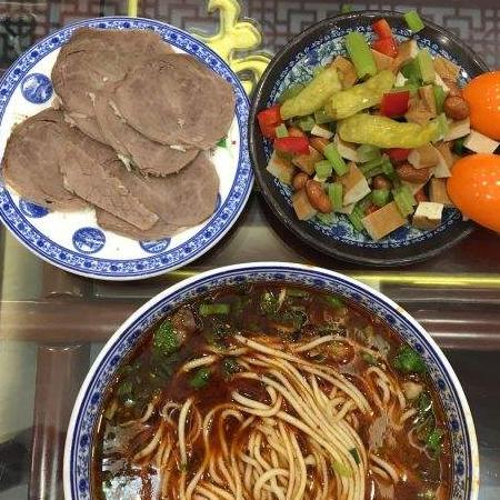 兰州市猪肉拉面馆在哪里