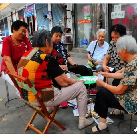 成都市井火锅新野的长尾关键词有哪些