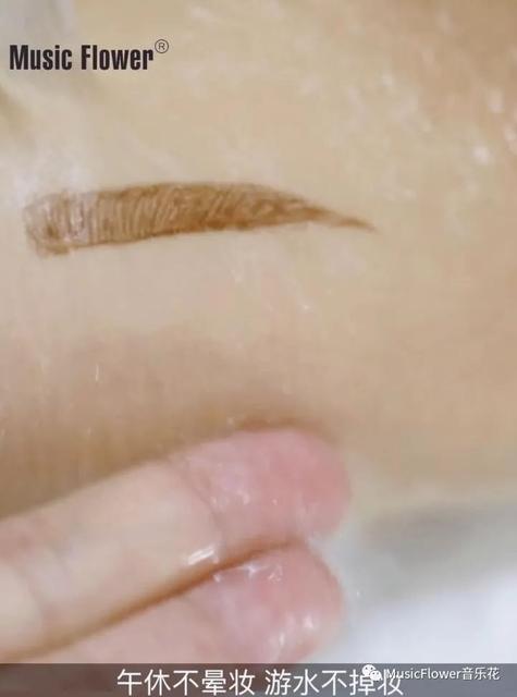 形容赖床的搞笑说说带图