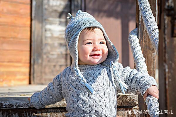 该怎样给宝宝穿衣保暖