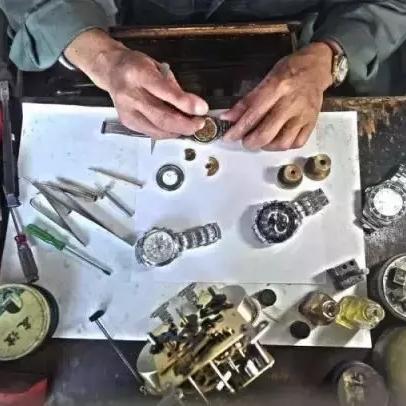 哈尔滨钟表相关长尾关键词有哪些