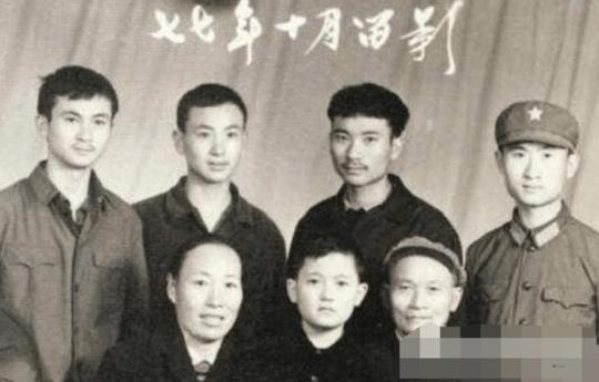 看中国首富都是怎么创业的