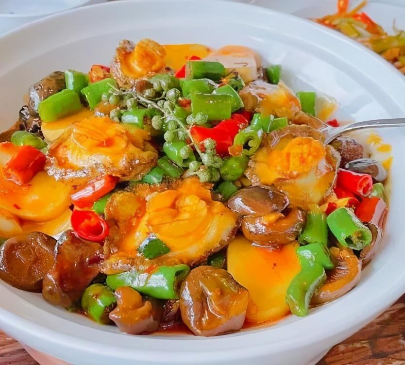炖美食有什么（拿什么料跟牛楠炖最合适）
