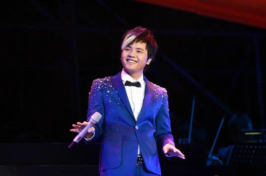 郑源亲自操刀担任音乐制作人《比喻》最新单曲上线