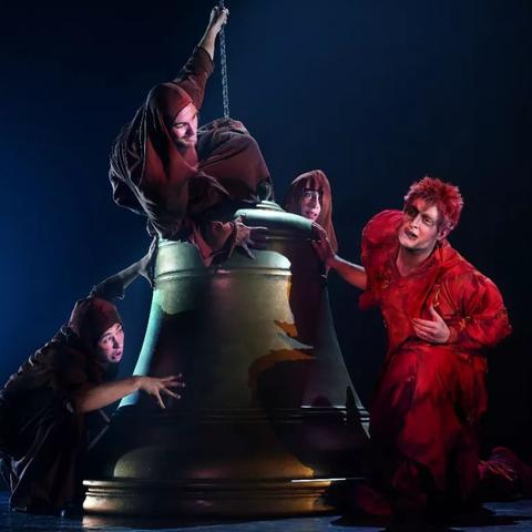 荒野大镖客：救赎（荒野大镖客，救赎—自由与救赎的史诗之旅）