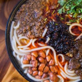 米粉肉酱的做法大全的长尾关键词是什么
