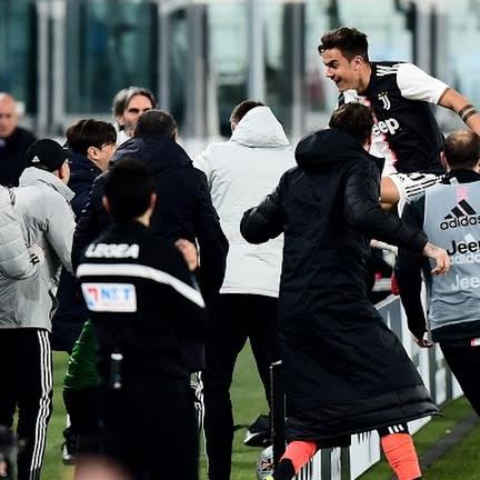 父子两人足球比赛的长尾关键词有哪些