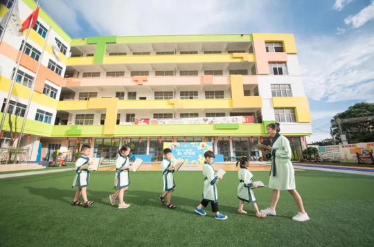 学前教育专业只能去当幼师？怎么可能