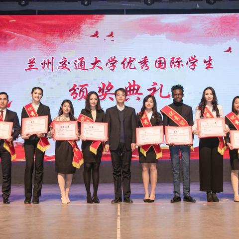 兰州市舞蹈演出服店在哪里