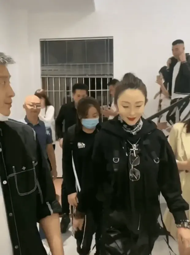 如何做带货海报 带货如何做