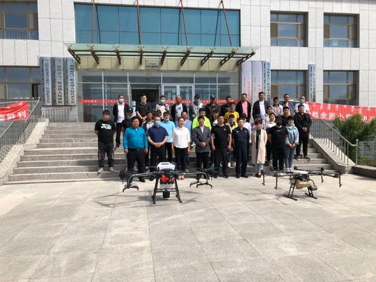 乌兰浩特市团委青年职业教育培训基地第三期无人机技能培训班开班