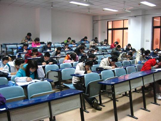 有哪些在大学就可以报考的，很冷门但超有用的证书？