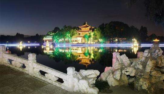 我国有许多名楼，昆明这座藏了个“天下第一”的奇观，你来过吗？