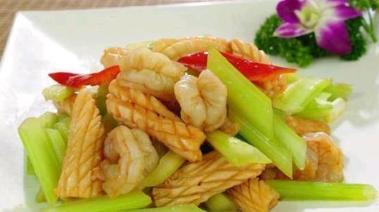 甜椒可以炒什么美食（四川干盐菜怎么炒好吃）