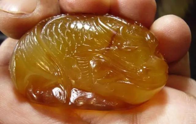 瑞丽翡翠商人讲述疫情下的生活
(疫情后瑞丽翡翠市场怎么办)-图1 瑞丽翡翠商人讲述疫情下的生活
(疫情后瑞丽翡翠市场怎么办)-图1