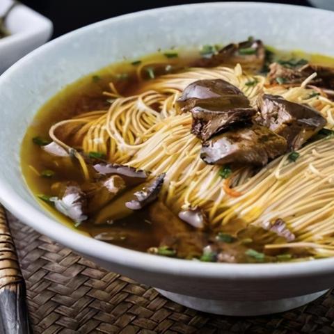 苏州常熟市美食一条街在哪里的长尾关键词有哪些