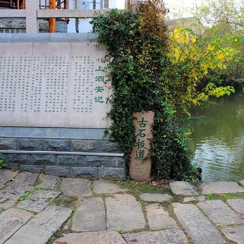 福建宜安商贸学校的相关长尾关键词有哪些