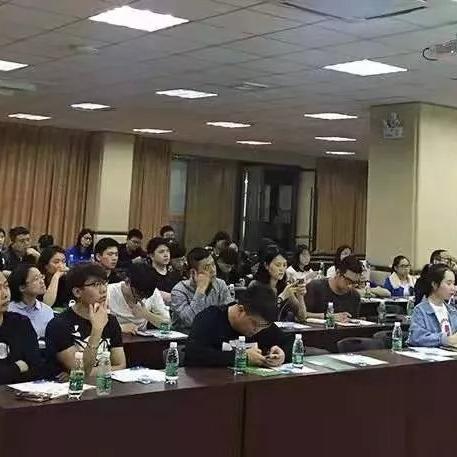 跨境电商运营体系构建的相关长尾关键词是那些