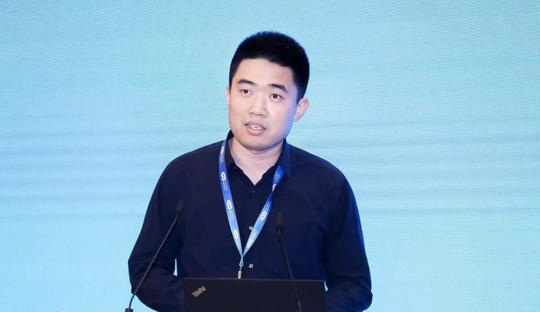 放弃高考选择创业，终获美团王兴56亿投资！他凭什么？