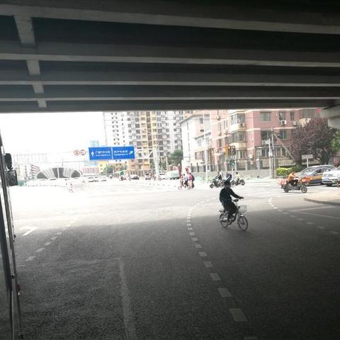 成都市动物园地铁路线的长尾关键词有什么