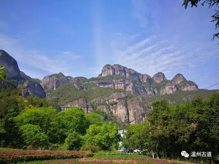 岩板餐桌如何起号 小餐桌赚钱吗