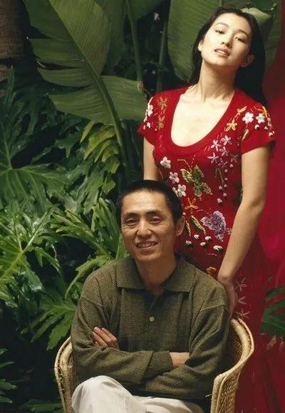 张艺谋凭什么值得敬佩