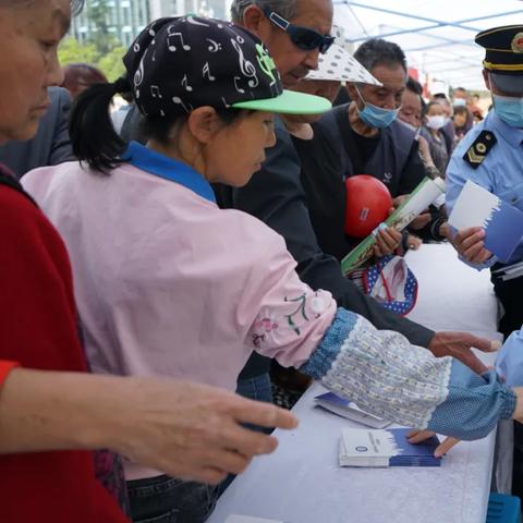 长沙灵官渡附近美食相关长尾关键词有哪些