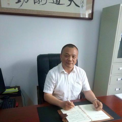 武汉市江汉区12高中在什么地方？