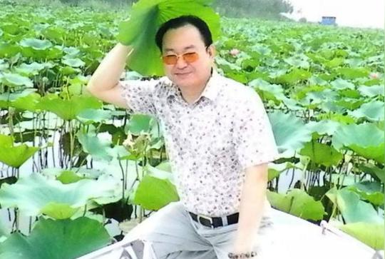 50岁的小叔和婶婶离婚，小叔生病婶婶不计前嫌照顾，小叔悔不当初