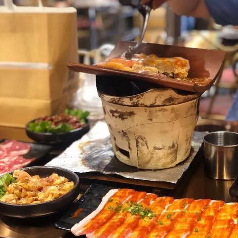 武汉市什么店好玩的多啊