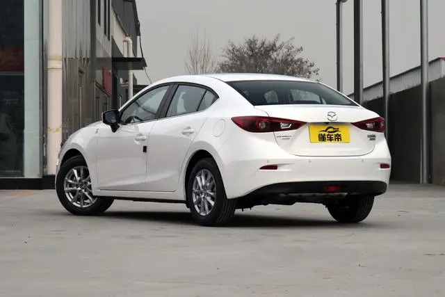 新昂克赛拉最低配内饰颜色 新昂克赛拉颜色实车