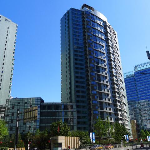 长沙市和成都市哪个有钱