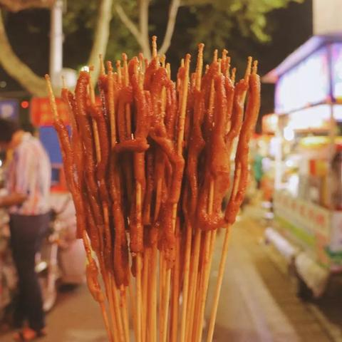 临沂市铁板鱿鱼饭店在哪的长尾关键词有什么