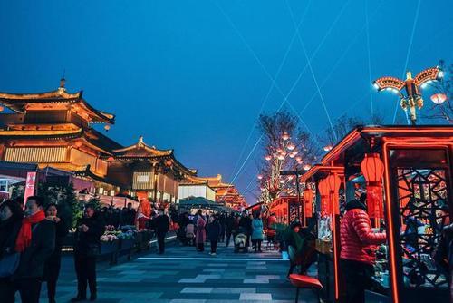 上海不夜城吃什么美食（有没有一条街全是手机店的）