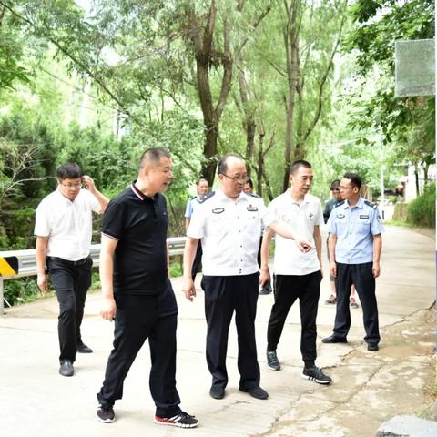 西安市到秦岭怎么坐车