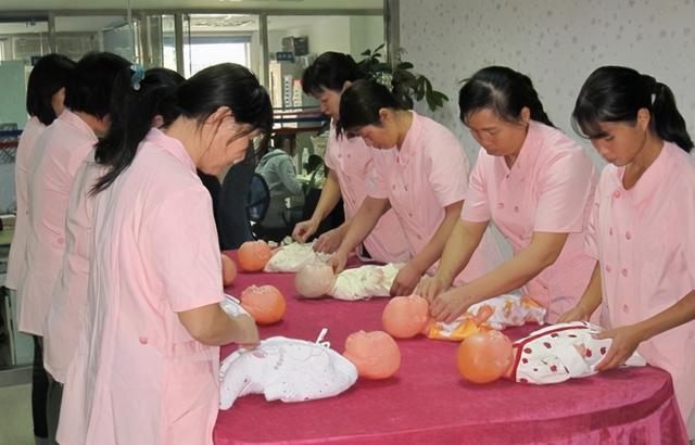 保姆带宝宝易养出的坏习惯