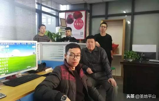 平山残疾大学生做电商为农产品代言把校园创业项目办得有声有色