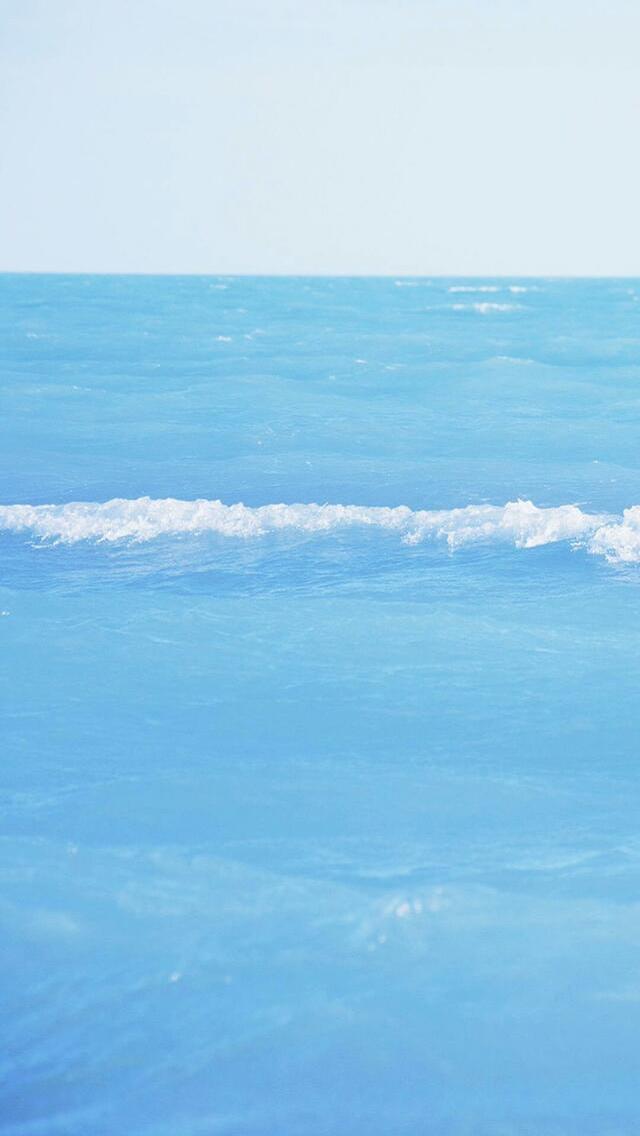 苹果手机掉进海水里怎么办（你见过最毁三观的事情是什么）