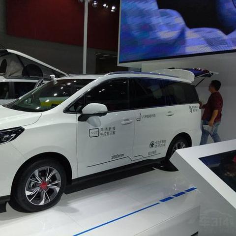 绕广州市一圈多少公里