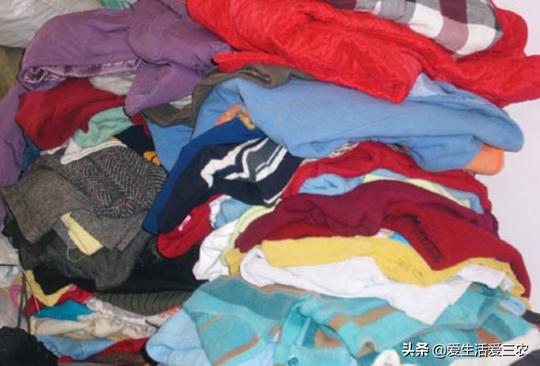 废旧衣服回收真能挣钱？有何用途、销路在哪里？本文一次说清！